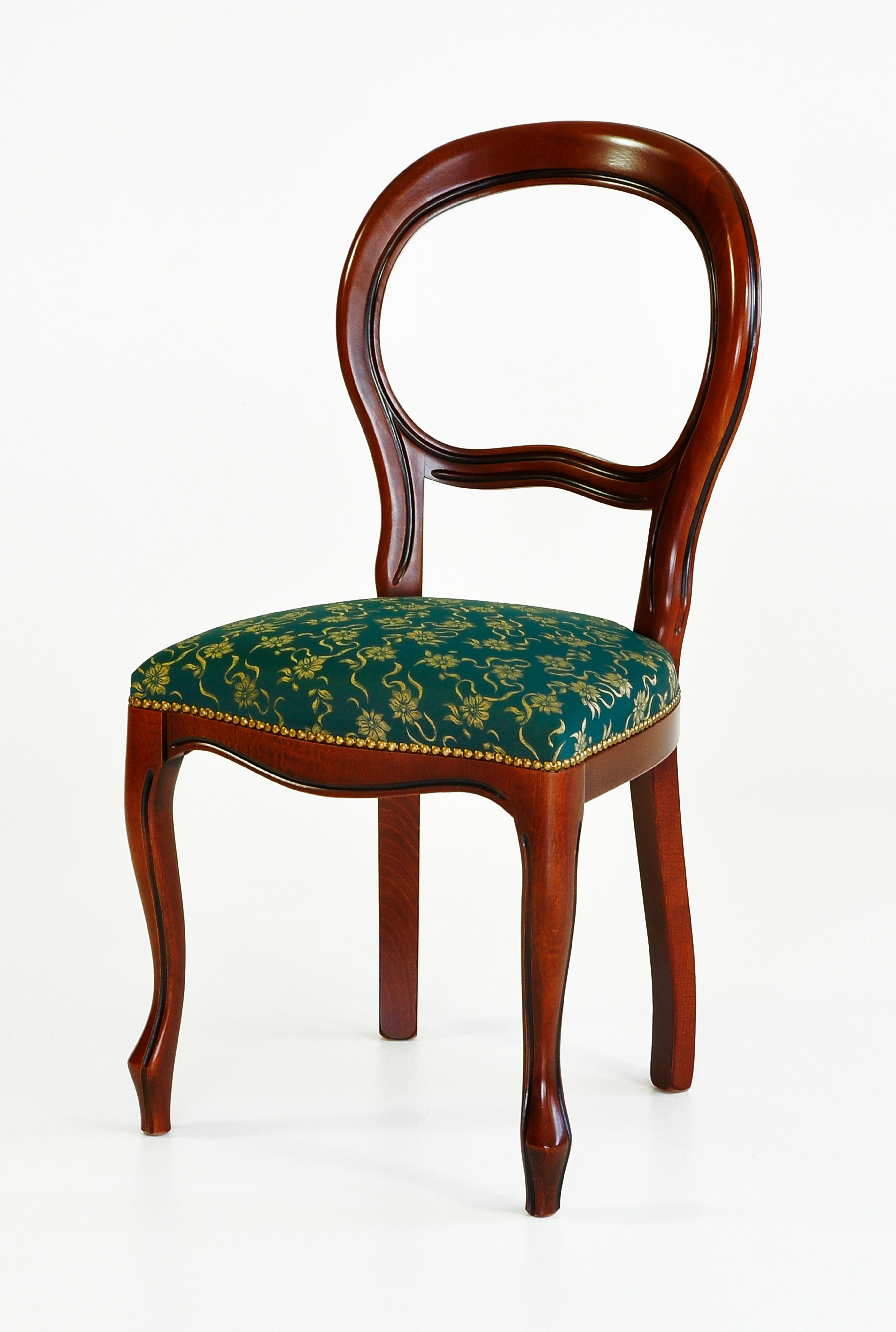 Werksverkauf Henke Möbel - schöner Stuhl in italienischem Design